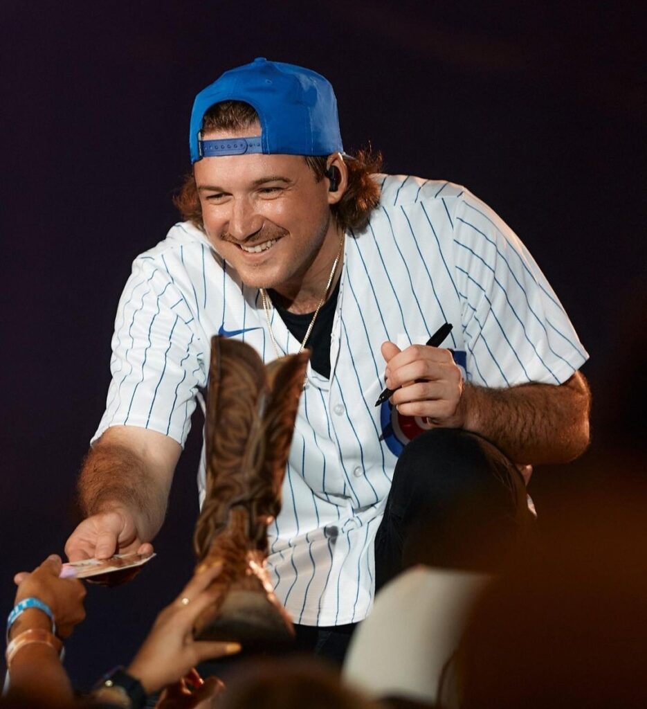 Morgan Wallen Giving Autograph