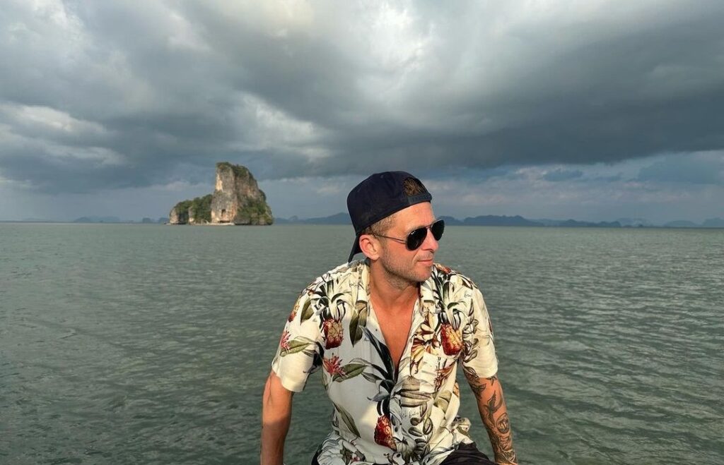 Ryan Tedder Sea View